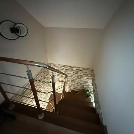 Aerodromas!kunigiskiu K1